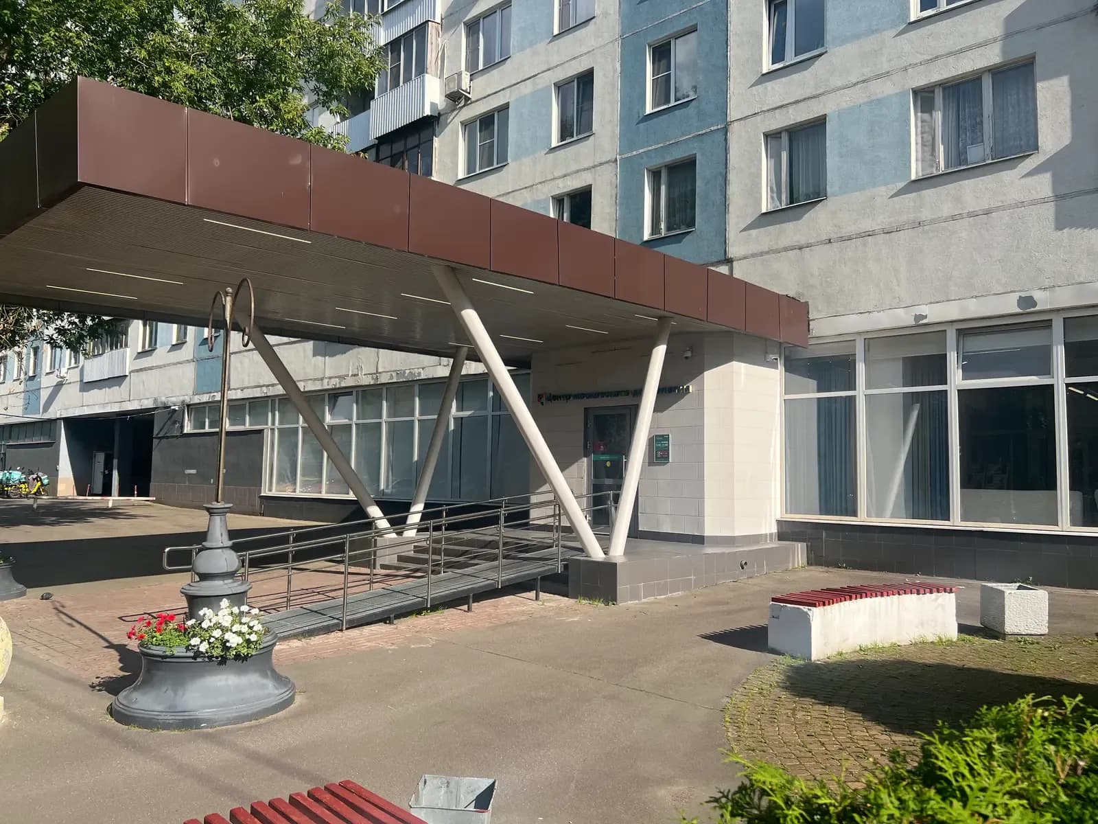 Фасад здания — ЦМД «Нагатинский Затон»